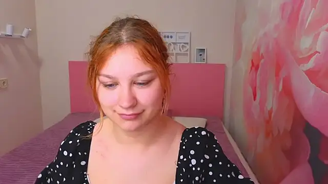 AngelinaLow online show from May 23, 2026, 11:31 am