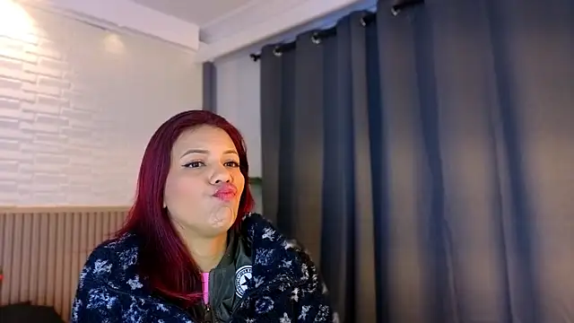 TiffanyWalk online show from January 8, 2026, 11:49 am