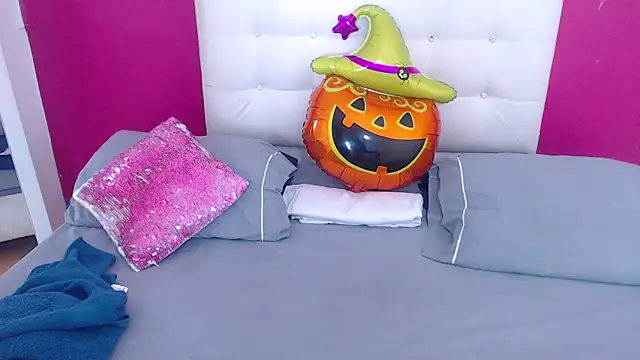 goldenn ass1 online show from November 13, 2025, 10:24 pm