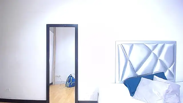 goldenn ass1 online show from November 13, 2025, 3:54 am