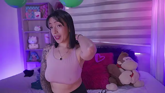 Madison Mayer online show from March 19, 2025, 1:07 pm