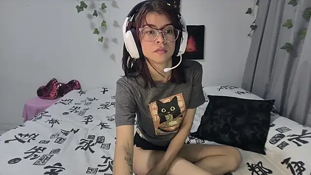 sarah sm online show from June 3, 2026, 8:24 pm