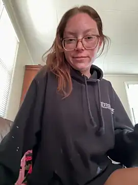 SpaceCowWhore online show from May 29, 2026, 1:17 pm