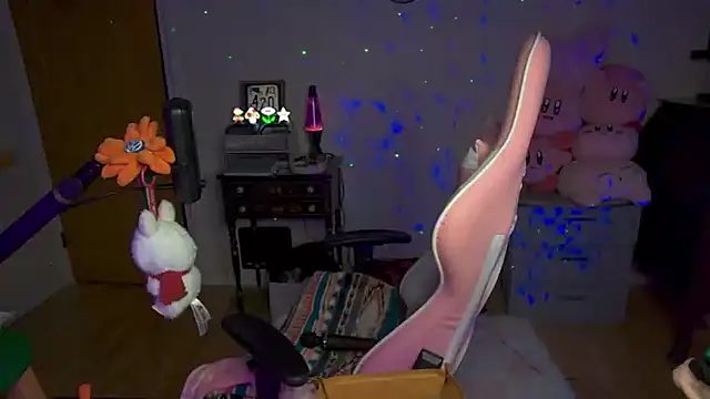 Snapshot of SpaceCowWhore chatting on March 1, 2026, 10:32 pm SpaceCowWhore online show from March 1, 2026, 10:32 pm