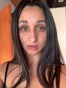 luci brecman online show from July 10, 2026, 5:24 pm