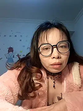 Snapshot of aa520uv chatting on March 15, 2025, 8:26 am aa520uv online show from March 15, 2025, 8:26 am