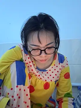 aa520uv online show from October 24, 2025, 3:11 pm