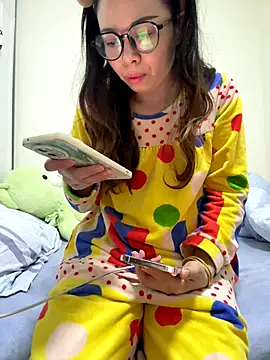 aa520uv online show from October 27, 2025, 12:44 am