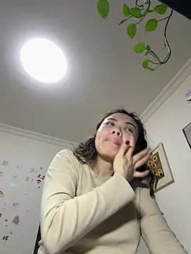 aa520uv online show from March 24, 2026, 2:50 pm