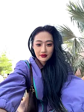 Snapshot of linger-23 chatting on January 10, 2026, 6:31 am linger-23 online show from January 10, 2026, 6:31 am