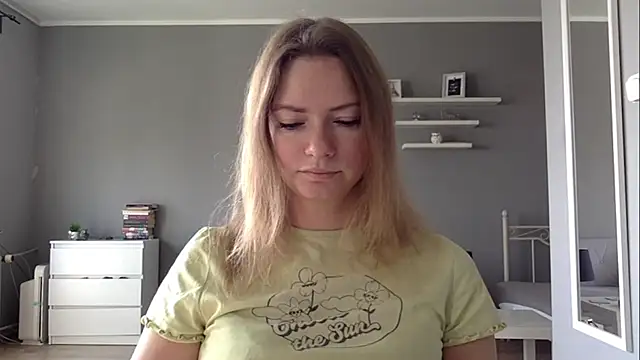 MillieShow online show from September 10, 2025, 1:54 pm