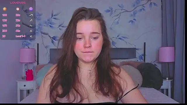 Cute kitty- online show from December 21, 2025, 8:20 pm