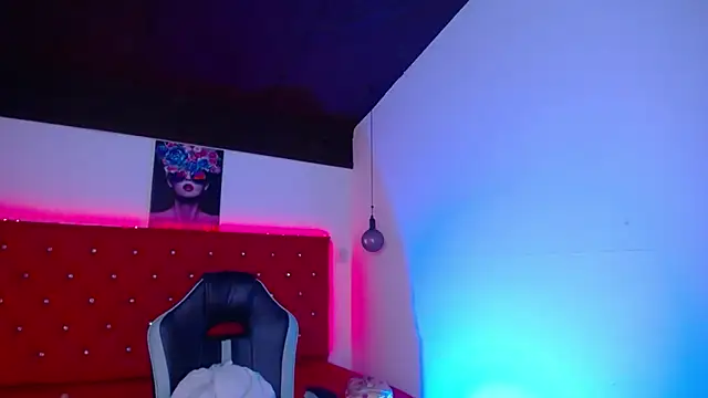kriss sweetboobs10 online show from May 14, 2026, 2:36 pm