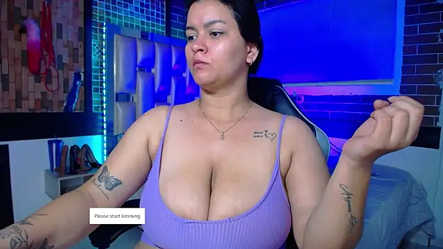 kriss sweetboobs10 online show from April 21, 2026, 12:45 pm