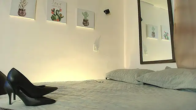 pleasurecompany3 online show from March 4, 2026, 4:09 am