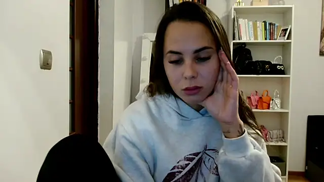 MayaJoy24 online show from October 8, 2025, 6:52 pm