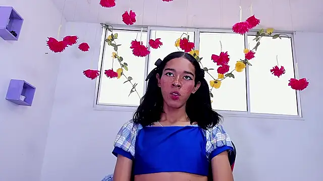 Mariana-ofc online show from March 18, 2025, 1:12 pm