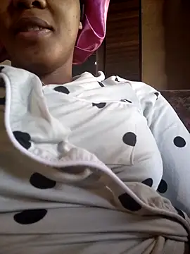 Hotytoty26 online show from September 19, 2025, 12:31 pm