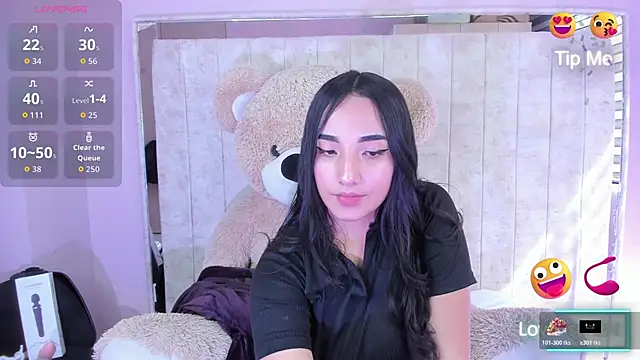 Snapshot of Alice_26_ chatting on November 20, 2025, 1:45 pm Alice 26 online show from November 20, 2025, 1:45 pm