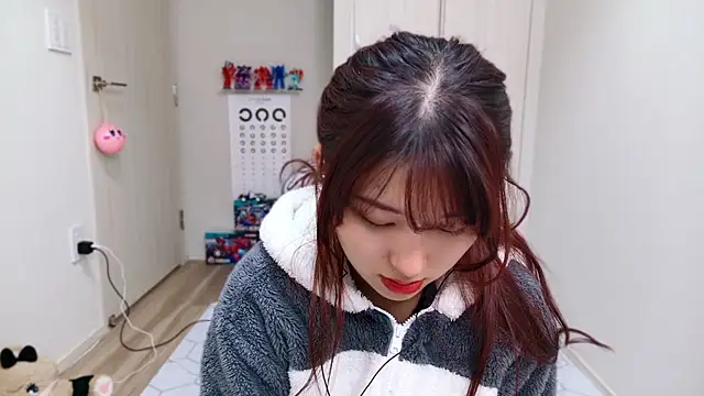 miharu01 online show from December 5, 2025, 3:21 pm