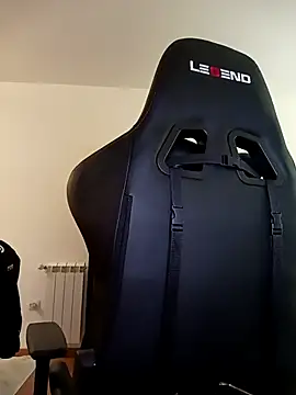 MeCherryy online show from May 10, 2026, 1:36 pm