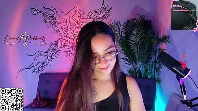 Emmi Roberts online show from May 28, 2026, 12:07 am