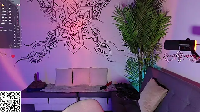 Emmi Roberts online show from April 13, 2026, 2:04 am