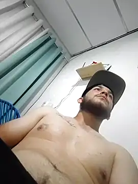 Snapshot of Anderson123david chatting on March 12, 2025, 10:39 pm Anderson123david online show from March 12, 2025, 10:39 pm