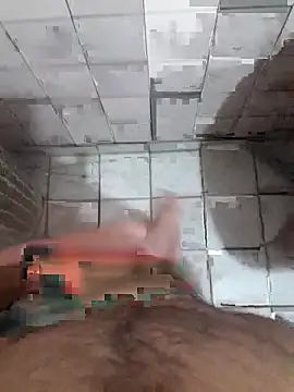 Agusdsm online show from April 15, 2026, 9:15 am