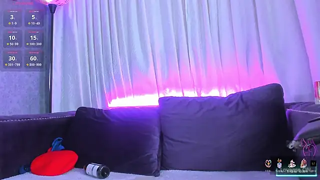 Snapshot of alice_kingsley_ chatting on October 14, 2025, 8:09 pm alice kingsley online show from October 14, 2025, 8:09 pm