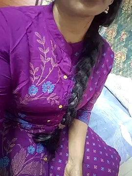 Snapshot of Shalini_telugu09 chatting on June 16, 2026, 7:19 am Shalini telugu09 online show from June 16, 2026, 7:19 am