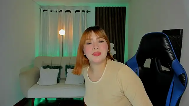 karla hill 28 online show from May 21, 2026, 2:53 am