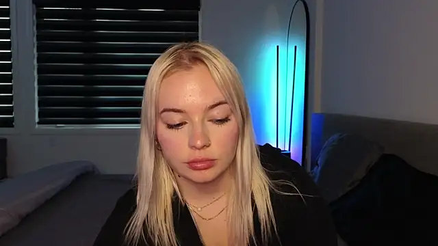 margot robbie7 online show from October 23, 2025, 10:08 pm