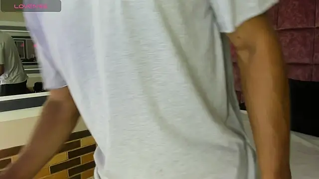 Christian Musclet4 online show from March 22, 2025, 1:41 pm