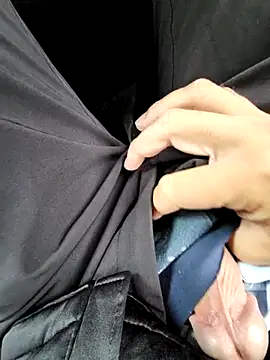 ikeike-kun online show from March 19, 2025, 1:54 am