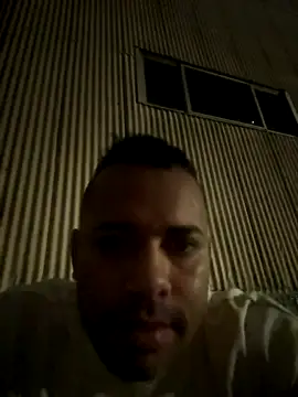 mari92ue online show from September 28, 2025, 9:49 am