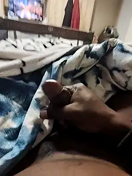 Snapshot of KyleJeff chatting on October 21, 2025, 5:40 am KyleJeff online show from October 21, 2025, 5:40 am