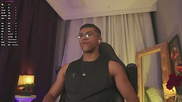 Colstorw  online show from April 14, 2026, 9:58 am