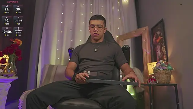 Colstorw  online show from March 28, 2026, 10:05 am