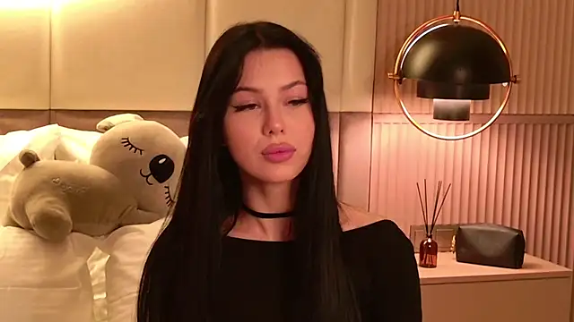 Snapshot of Leya_Foxhall chatting on November 18, 2025, 11:13 am Leya Foxhall online show from November 18, 2025, 11:13 am