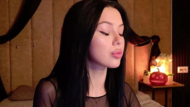 Snapshot of Leya_Foxhall chatting on October 28, 2025, 10:36 am Leya Foxhall online show from October 28, 2025, 10:36 am