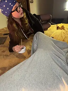 Snapshot of WilleGrace chatting on November 29, 2025, 7:25 pm WilleGrace online show from November 29, 2025, 7:25 pm