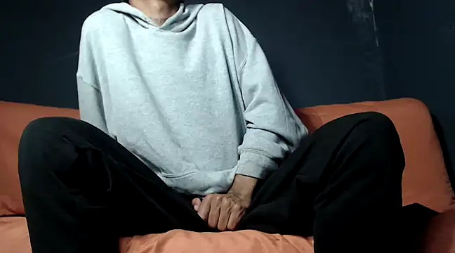 Snapshot of DavidLondo chatting on March 18, 2025, 7:01 am DavidLondo online show from March 18, 2025, 7:01 am