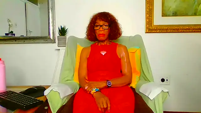 Snapshot of ModelZoee chatting on May 11, 2026, 2:45 pm ModelZoee online show from May 11, 2026, 2:45 pm
