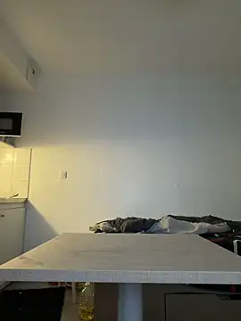 Snapshot of Renoirmonter chatting on March 31, 2026, 10:34 pm Renoirmonter online show from March 31, 2026, 10:34 pm