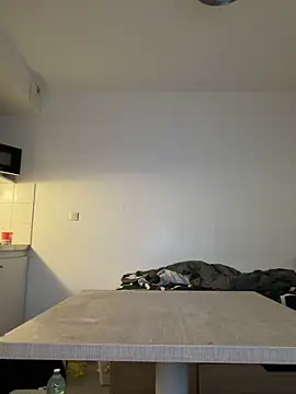 Snapshot of Renoirmonter chatting on March 11, 2026, 3:50 pm Renoirmonter online show from March 11, 2026, 3:50 pm