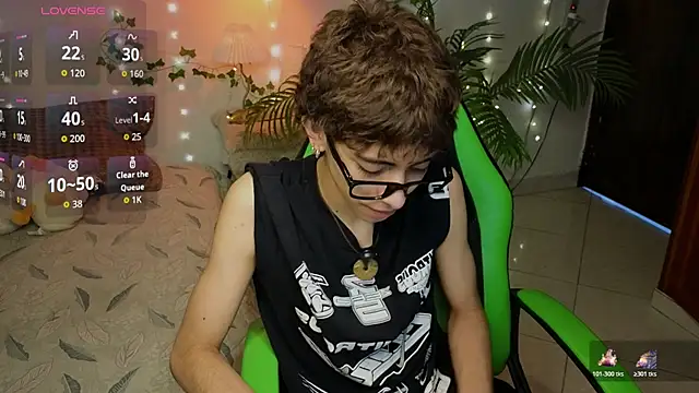 Snapshot of Matty_Sparkk chatting on April 22, 2026, 1:07 pm Matty Sparkk online show from April 22, 2026, 1:07 pm