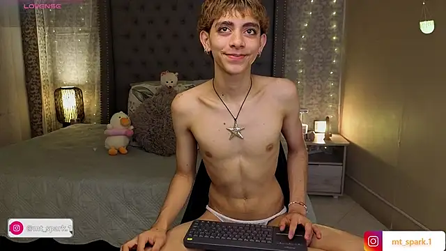 Snapshot of Matty_Sparkk chatting on November 27, 2025, 1:44 pm Matty Sparkk online show from November 27, 2025, 1:44 pm