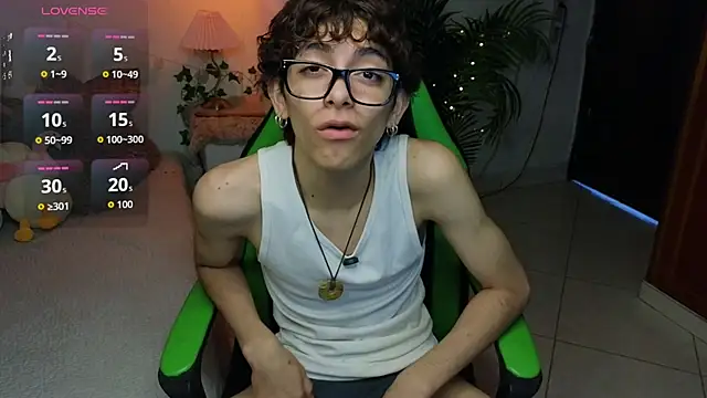 Snapshot of Matty_Sparkk chatting on May 31, 2026, 1:39 pm Matty Sparkk online show from May 31, 2026, 1:39 pm
