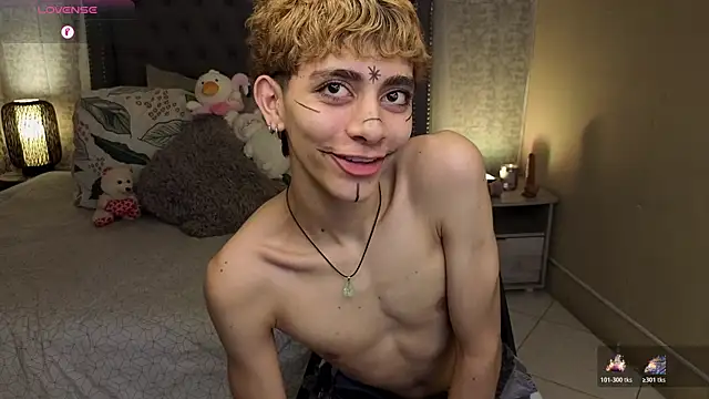 Snapshot of Matty_Sparkk chatting on November 12, 2025, 1:59 pm Matty Sparkk online show from November 12, 2025, 1:59 pm